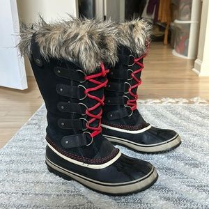 Sorel Boots Joan of Arctic Waterproof Black Suede Leather Red Laces Faux Fur